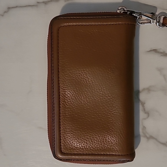 Michael Kors Cognac Brown Pebbled Leather Wallet Wristlet Practical Errands - Picture 5 of 14